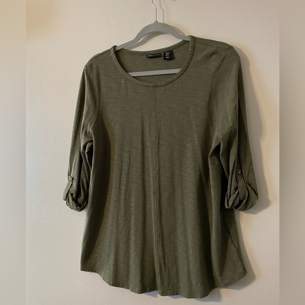 Women’s 3/4 sleeve shirt. Size XL